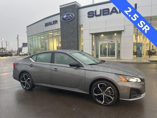 2025 Nissan Altima SR FWD