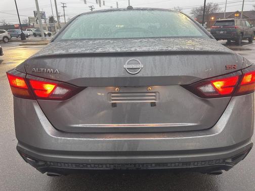 2025 Nissan Altima SR FWD