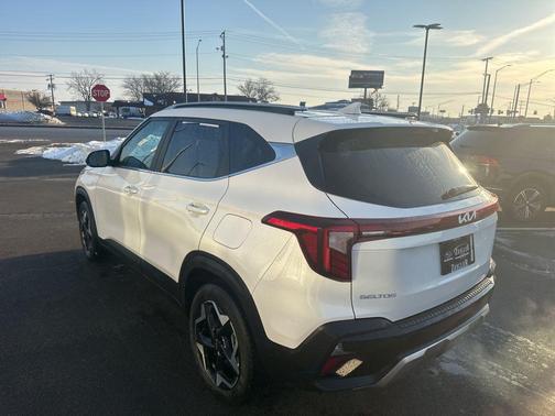 2024 Kia Seltos EX