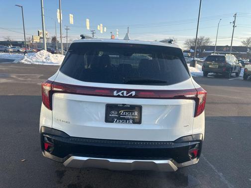 2024 Kia Seltos EX