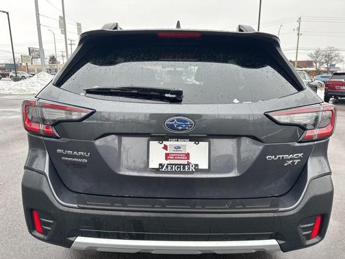 2022 Subaru Outback Limited XT