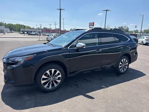 2025 Subaru Outback Touring XT