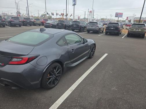 2024 Subaru BRZ tS