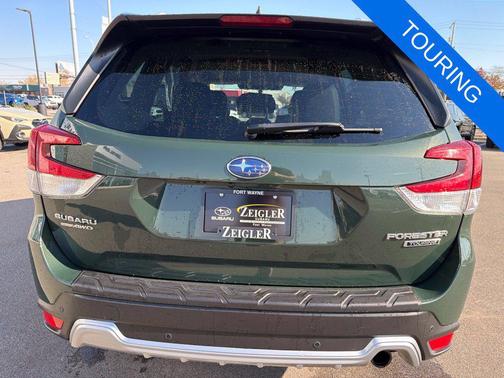 Cascade Green Silica 2023 Subaru Forester Touring