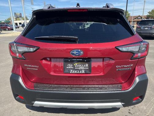 2025 Subaru Outback Touring XT