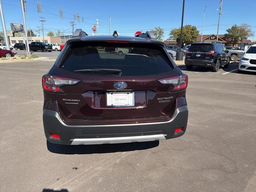 2025 Subaru Outback Touring