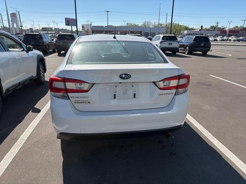 2022 Subaru Impreza Base