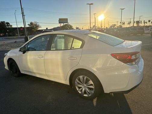 2022 Subaru Impreza Base