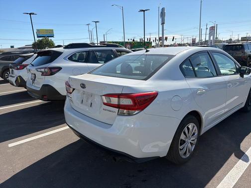 2022 Subaru Impreza Base