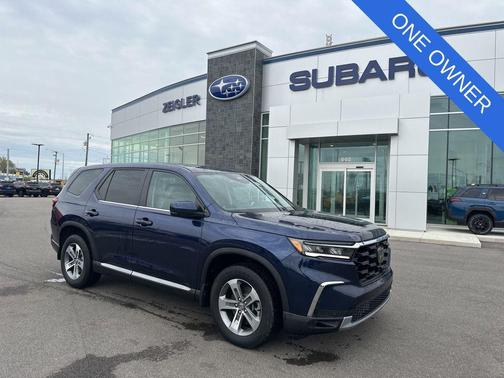 Blue 2023 Honda Pilot AWD EX-L 8 Passenger