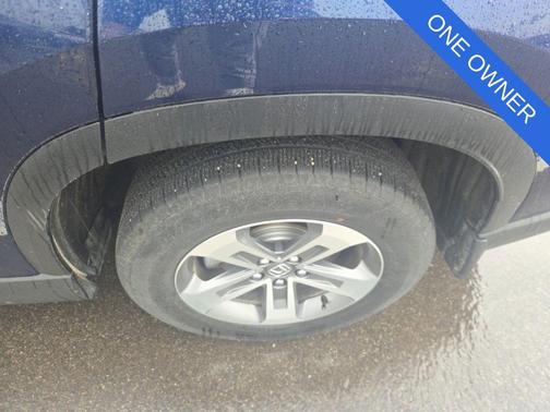 Blue 2023 Honda Pilot AWD EX-L 8 Passenger