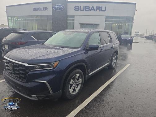 Blue 2023 Honda Pilot AWD EX-L 8 Passenger