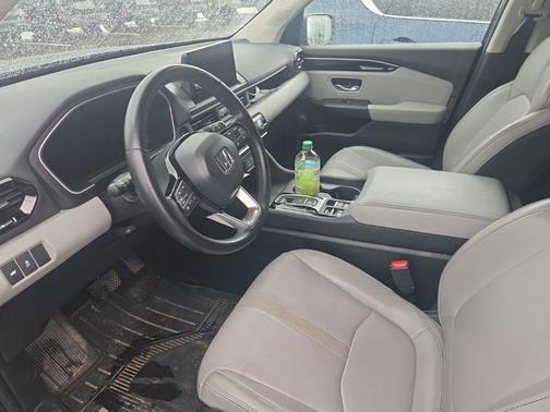 Blue 2023 Honda Pilot AWD EX-L 8 Passenger