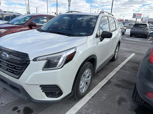 2023 Subaru Forester Base