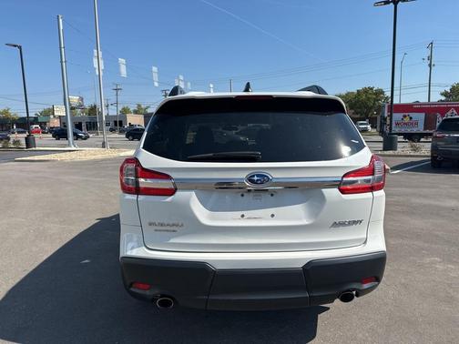 2022 Subaru Ascent Premium 8-Passenger