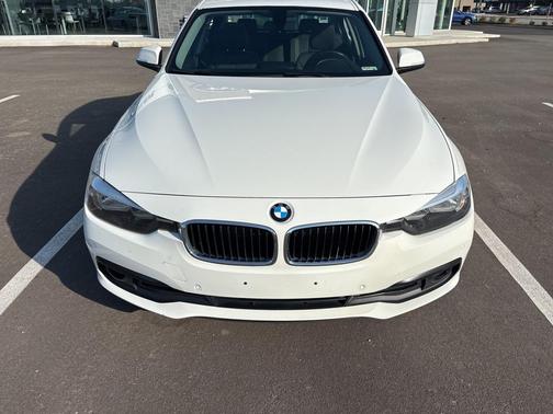 2017 BMW 320 i