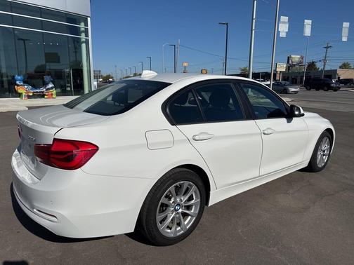 2017 BMW 320 i