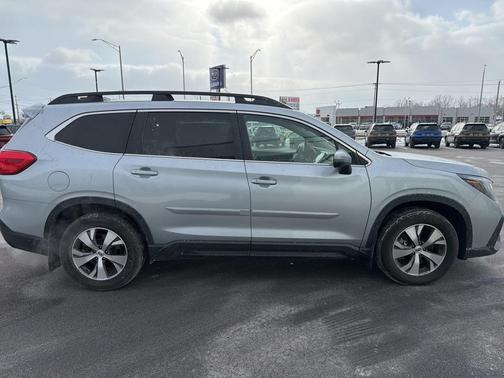 2023 Subaru Ascent Premium 8-Passenger