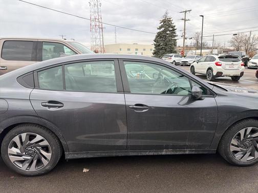 2025 Subaru Legacy Limited