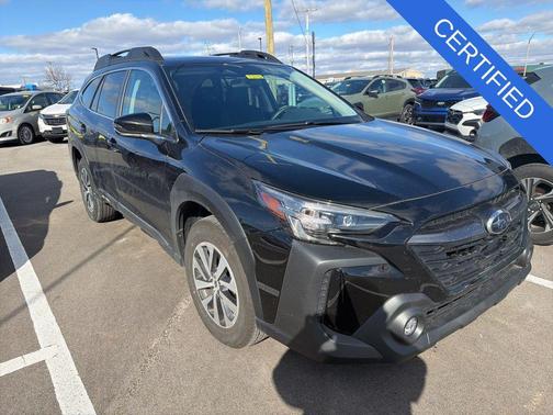 Crystal Black Silica 2025 Subaru Outback Premium