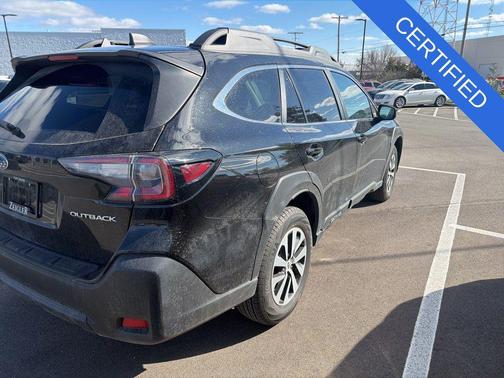 Crystal Black Silica 2025 Subaru Outback Premium