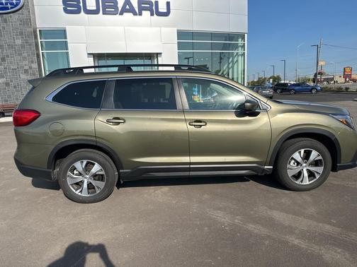 2025 Subaru Ascent Premium 7-Passenger