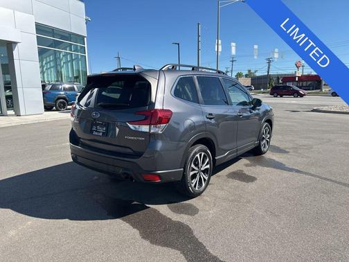 Gray Metallic 2022 Subaru Forester Limited