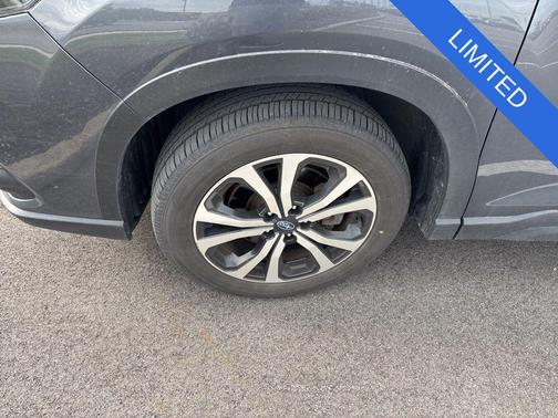Gray Metallic 2022 Subaru Forester Limited