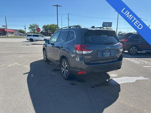 Gray Metallic 2022 Subaru Forester Limited