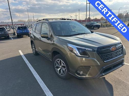 2023 Subaru Forester Premium