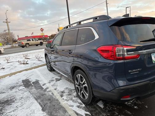 2023 Subaru Ascent Limited 7-Passenger