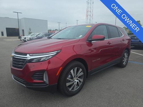 Radiant Red Tintcoat 2023 Chevrolet Equinox 1LT