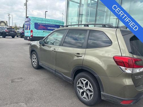 Autumn Green Metallic 2024 Subaru Forester Premium