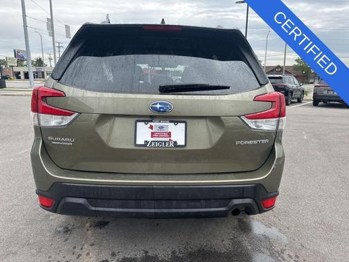 Autumn Green Metallic 2024 Subaru Forester Premium