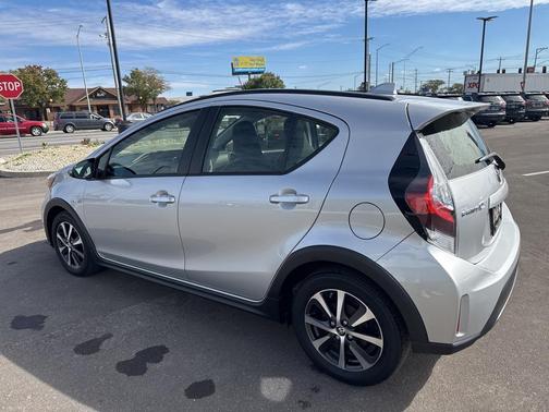 2018 Toyota Prius c Four