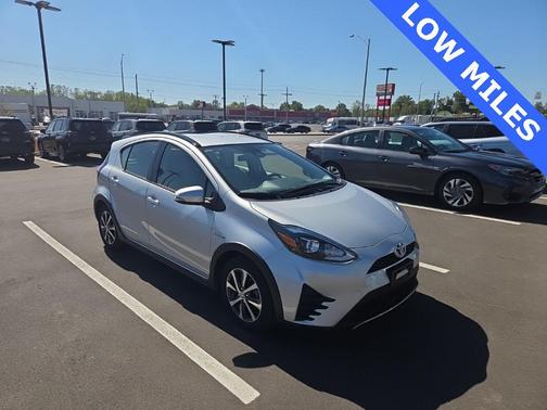 2018 Toyota Prius c Four