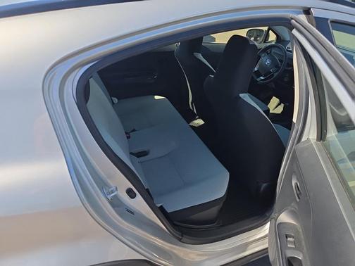 2018 Toyota Prius c Four