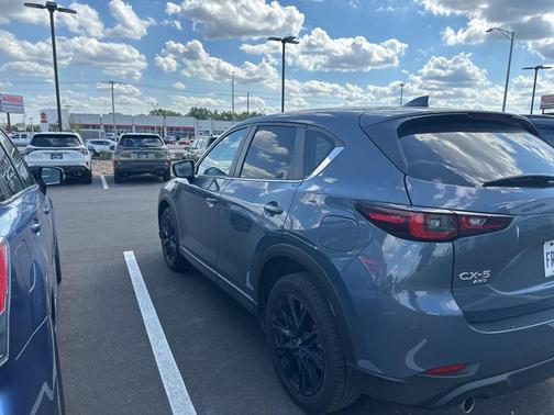 2024 Mazda CX-5 Carbon Edition