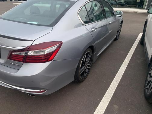 2017 Honda Accord Touring V6