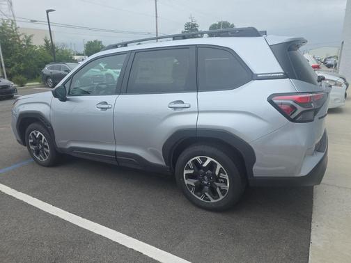 Ice Silver Metallic 2026 Subaru Forester Premium