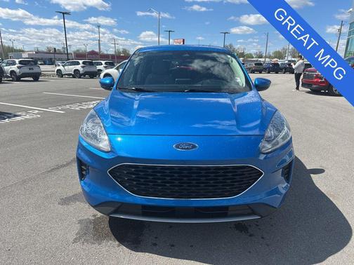 Velocity Blue Metallic 2020 Ford Escape SE