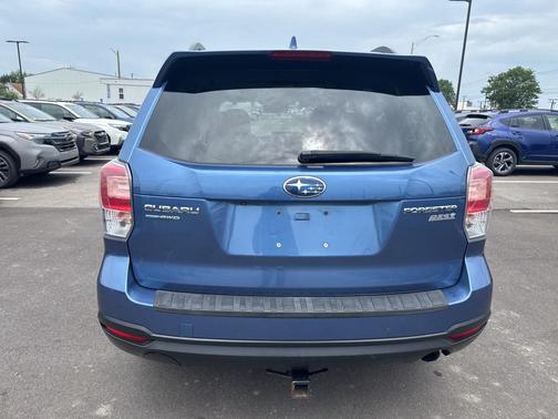 2017 Subaru Forester 2.5i Touring