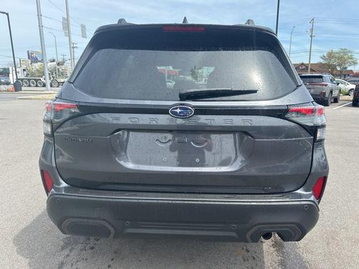 Magnetite Gray Metallic 2026 Subaru Forester Limited