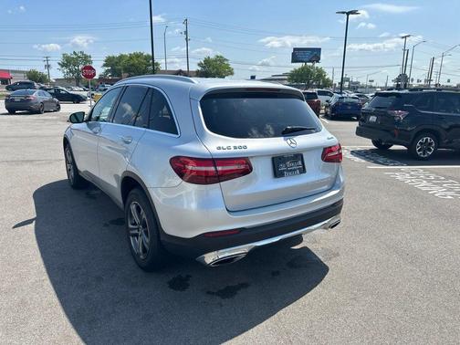 Iridium Silver Metallic 2019 Mercedes-Benz GLC 300 4MATIC