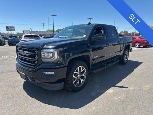 Onyx Black 2017 GMC Sierra 1500 SLT