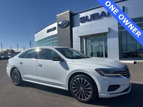 2022 Volkswagen Passat 2.0T Limited Edition