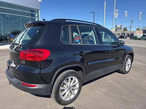 2017 Volkswagen Tiguan 2.0T S 4MOTION