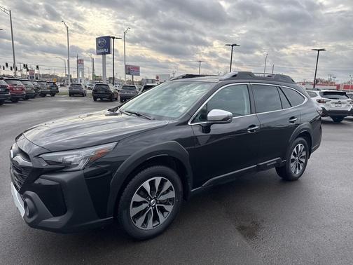 2023 Subaru Outback Touring XT