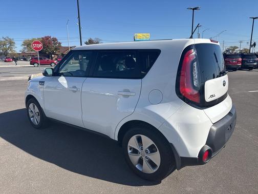 2015 Kia Soul Base