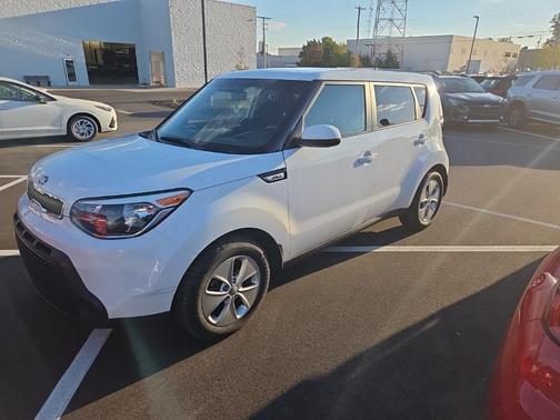 2015 Kia Soul Base